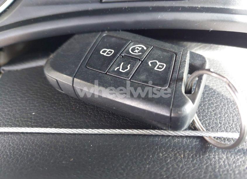 Photo 11 of 2018 Volkswagen Atlas 3.6L V6 SEL (VIN 1V2MR2CA4JC512804)