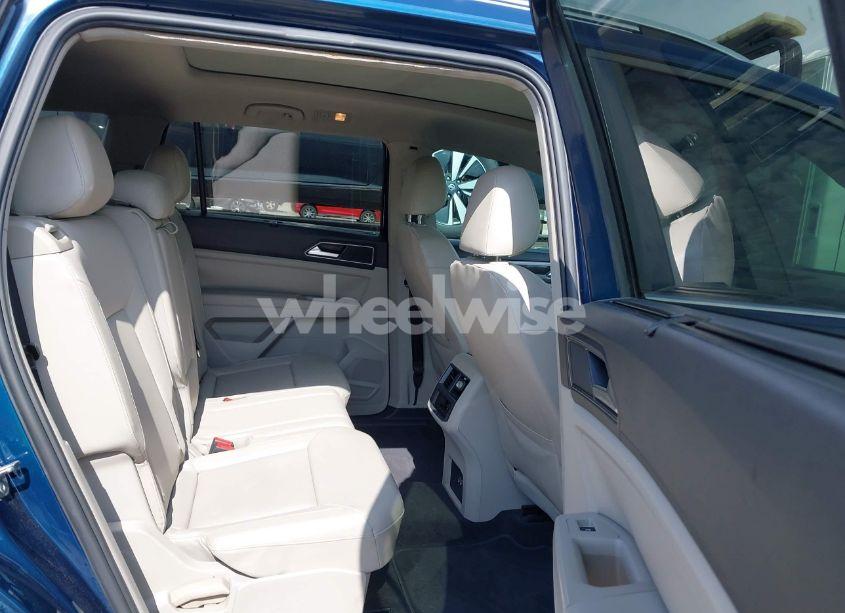 Photo 8 of 2018 Volkswagen Atlas 3.6L V6 SEL (VIN 1V2MR2CA4JC512804)