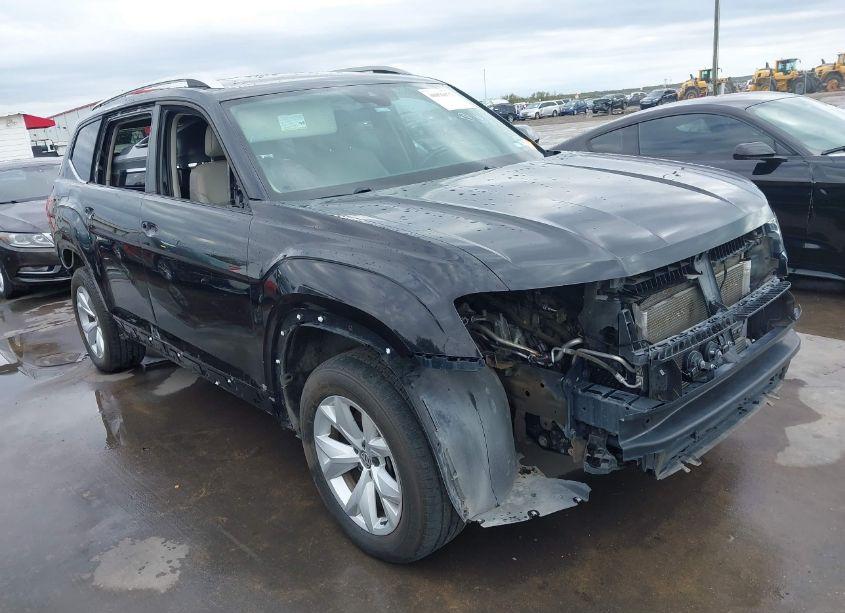 2018 Volkswagen Atlas 3.6L V6 SEL (VIN 1V2MR2CA6JC519771) main photo