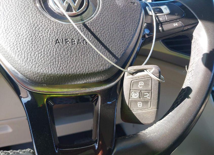 Photo 11 of 2018 Volkswagen Atlas 3.6L V6 SEL (VIN 1V2MR2CA6JC519771)