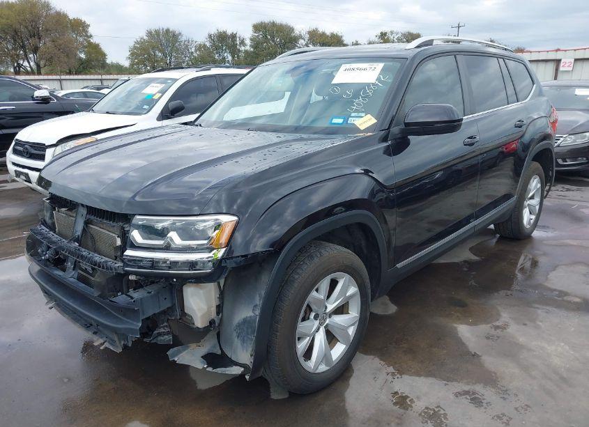 Photo 2 of 2018 Volkswagen Atlas 3.6L V6 SEL (VIN 1V2MR2CA6JC519771)