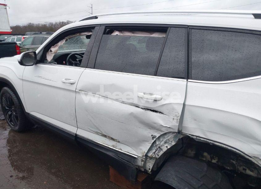 Photo 15 of 2019 Volkswagen Atlas 3.6L V6 SEL (VIN 1V2MR2CA6KC560452)