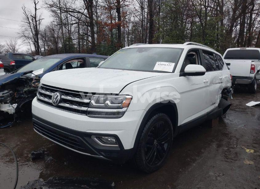 Photo 2 of 2019 Volkswagen Atlas 3.6L V6 SEL (VIN 1V2MR2CA6KC560452)