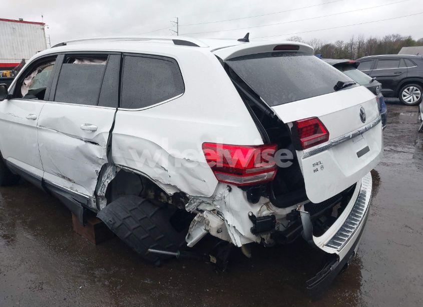 Photo 6 of 2019 Volkswagen Atlas 3.6L V6 SEL (VIN 1V2MR2CA6KC560452)