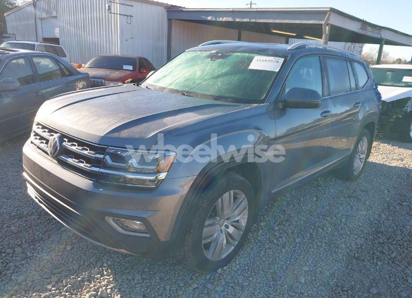 Photo 2 of 2019 Volkswagen Atlas 3.6L V6 SEL (VIN 1V2MR2CA9KC515585)