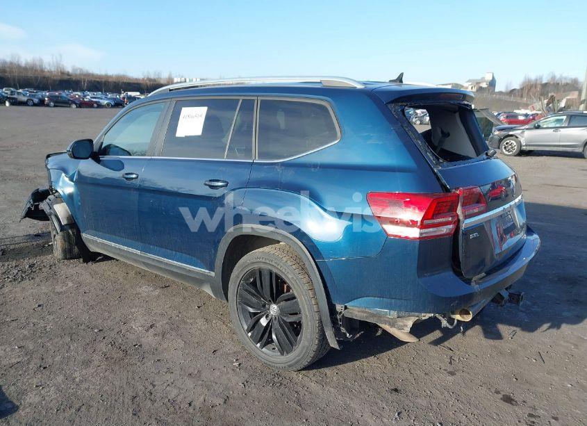 Photo 3 of 2019 Volkswagen Atlas 3.6L V6 SEL (VIN 1V2MR2CA9KC608025)