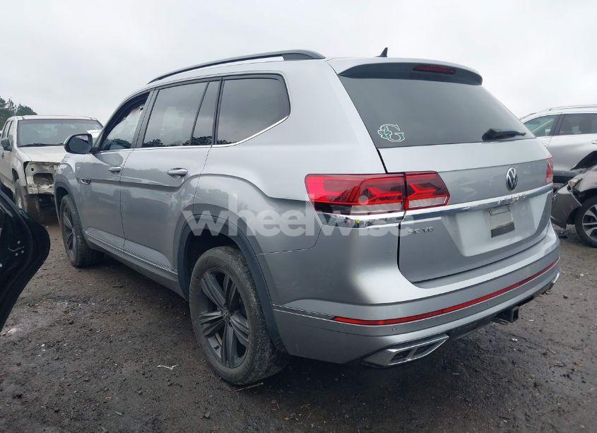 Photo 3 of 2021 Volkswagen Atlas 3.6L V6 SE W/TECHNOLOGY R-LINE (VIN 1V2MR2CA9MC506811)