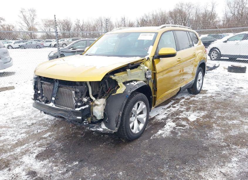 Photo 2 of 2018 Volkswagen Atlas 3.6L V6 SEL (VIN 1V2MR2CAXJC529929)