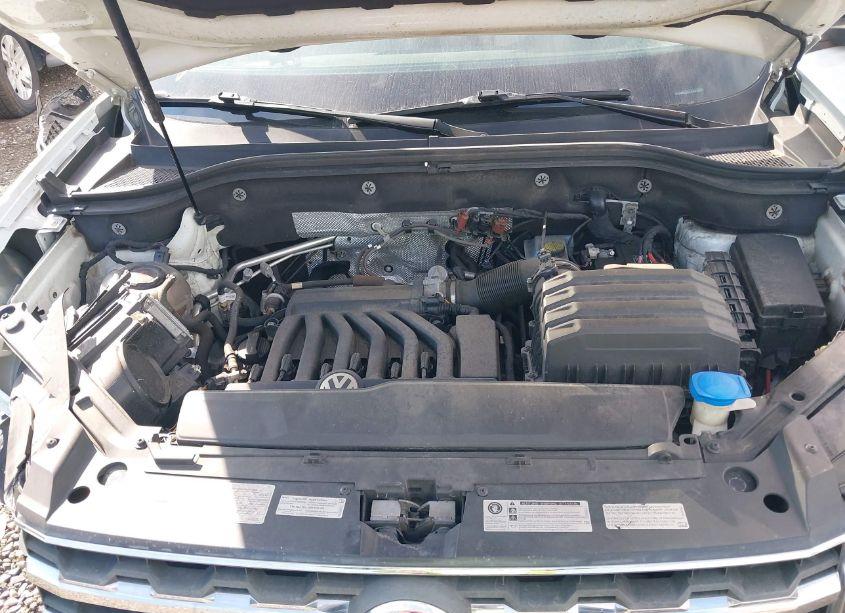 Photo 10 of 2018 Volkswagen Atlas 3.6L V6 SEL (VIN 1V2MR2CAXJC581738)