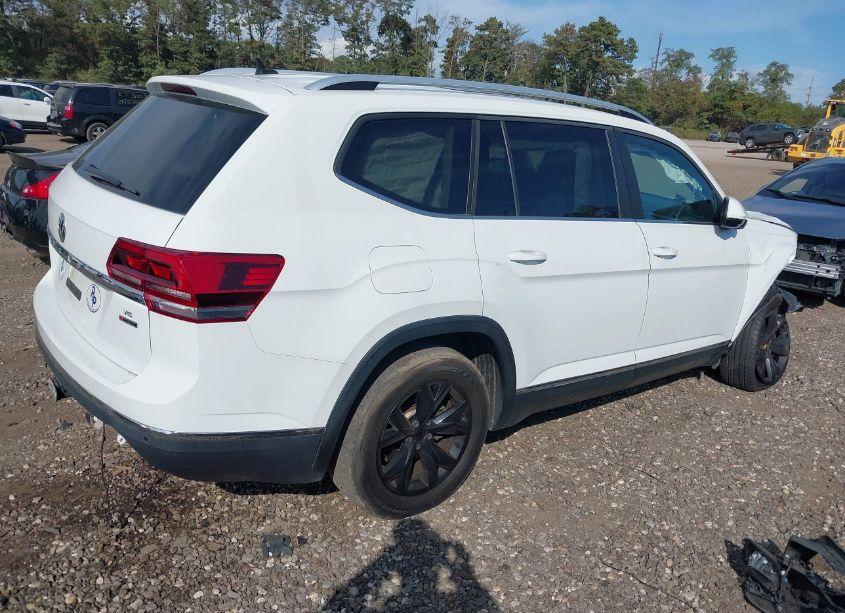 Photo 4 of 2018 Volkswagen Atlas 3.6L V6 SEL (VIN 1V2MR2CAXJC581738)