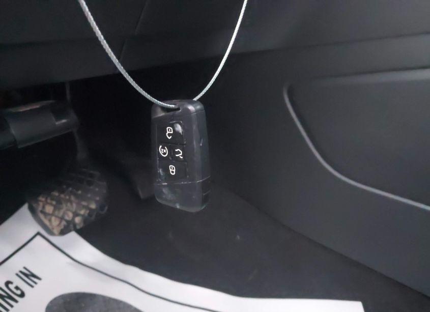 Photo 11 of 2019 Volkswagen Atlas 3.6L V6 SEL (VIN 1V2MR2CAXKC547848)