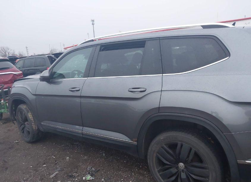 Photo 15 of 2019 Volkswagen Atlas 3.6L V6 SEL (VIN 1V2MR2CAXKC547848)
