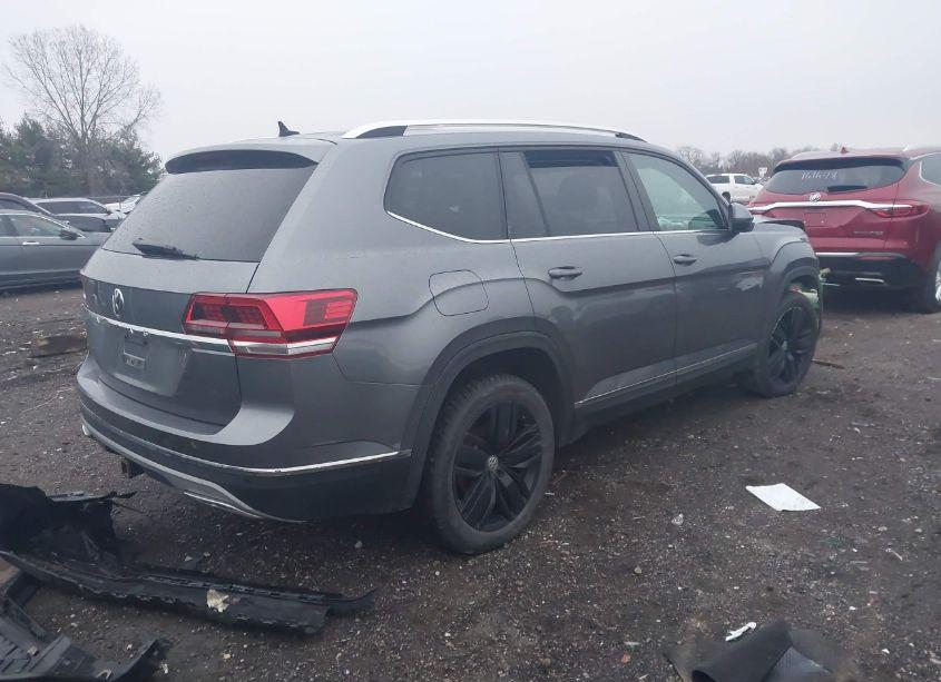 Photo 4 of 2019 Volkswagen Atlas 3.6L V6 SEL (VIN 1V2MR2CAXKC547848)