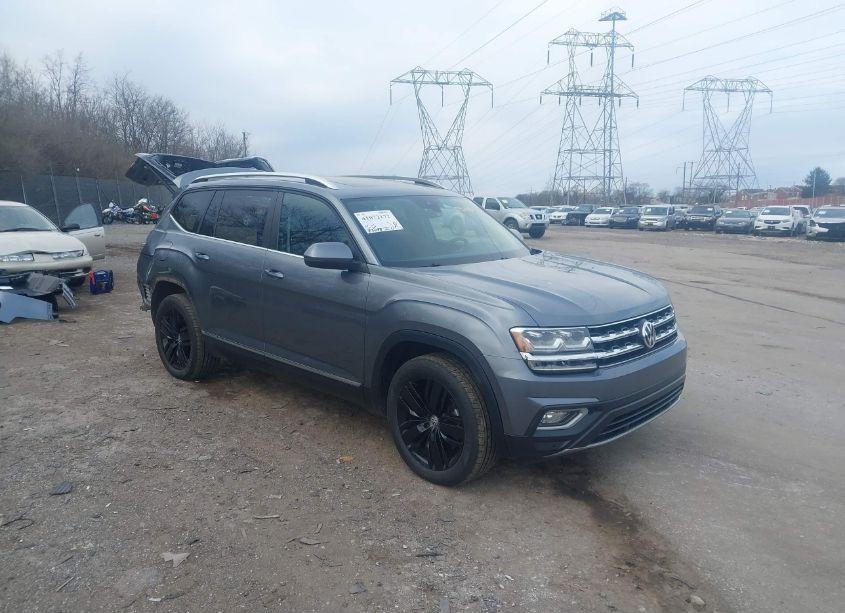 2019 Volkswagen Atlas 3.6L V6 SEL (VIN 1V2MR2CAXKC592840) main photo