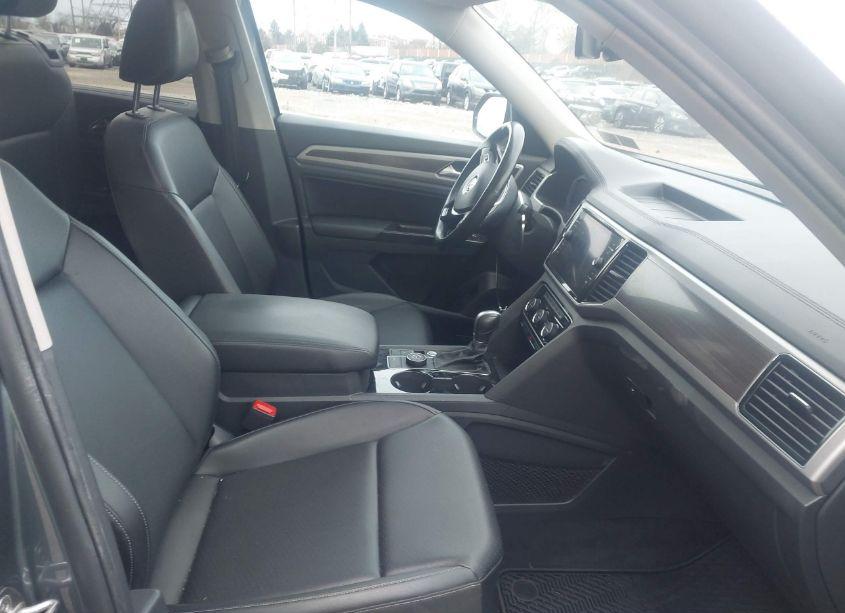 Photo 5 of 2019 Volkswagen Atlas 3.6L V6 SEL (VIN 1V2MR2CAXKC592840)