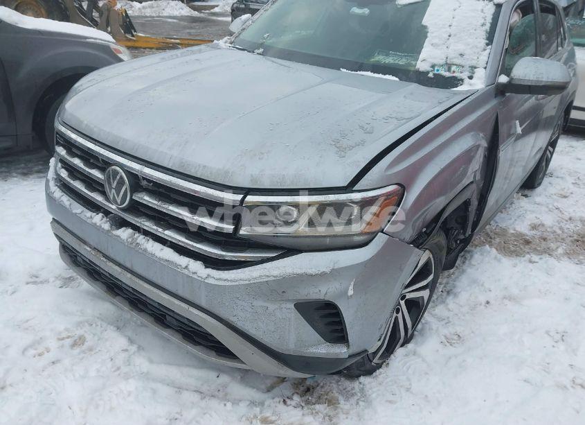 Photo 6 of 2020 Volkswagen Atlas CROSS SPORT 3.6L V6 SEL PREMIUM (VIN 1V2NE2CA1LC215332)