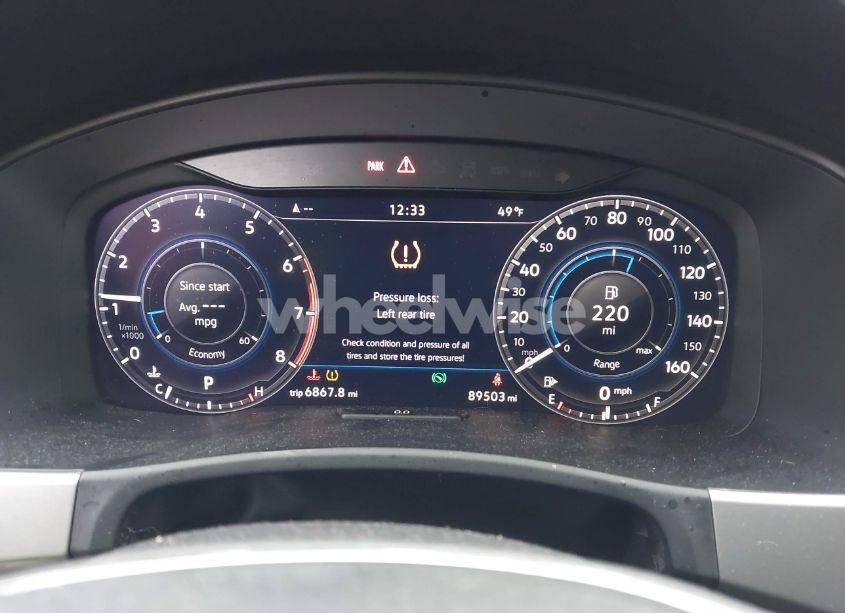 Photo 7 of 2018 Volkswagen Atlas 3.6L V6 SEL PREMIUM (VIN 1V2NR2CA0JC548803)