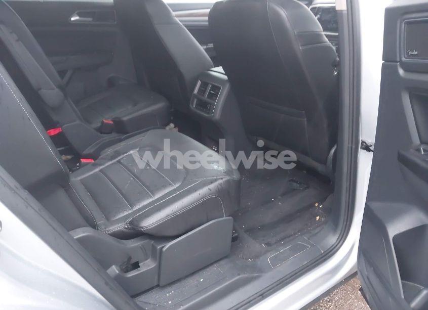 Photo 8 of 2018 Volkswagen Atlas 3.6L V6 SEL PREMIUM (VIN 1V2NR2CA0JC548803)