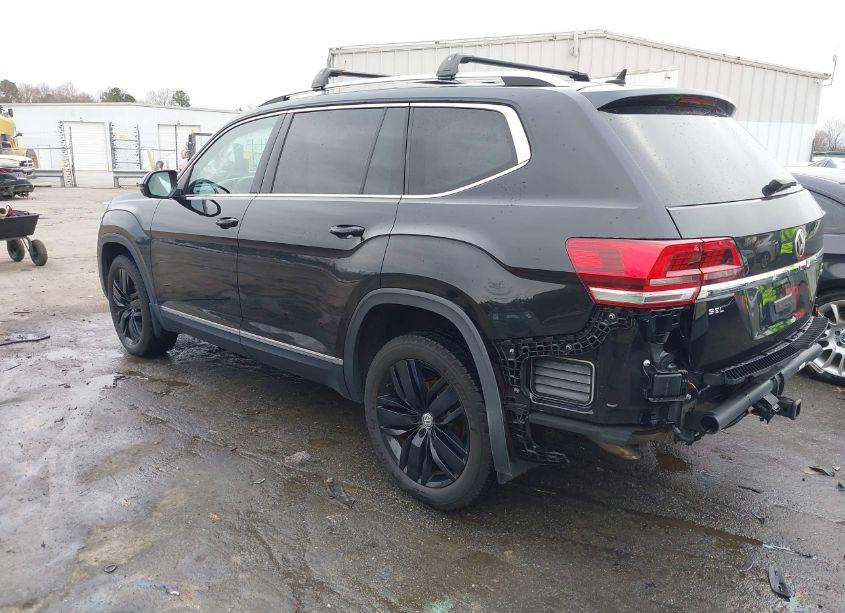 Photo 3 of 2019 Volkswagen Atlas 3.6L V6 SEL PREMIUM (VIN 1V2NR2CA0KC545238)