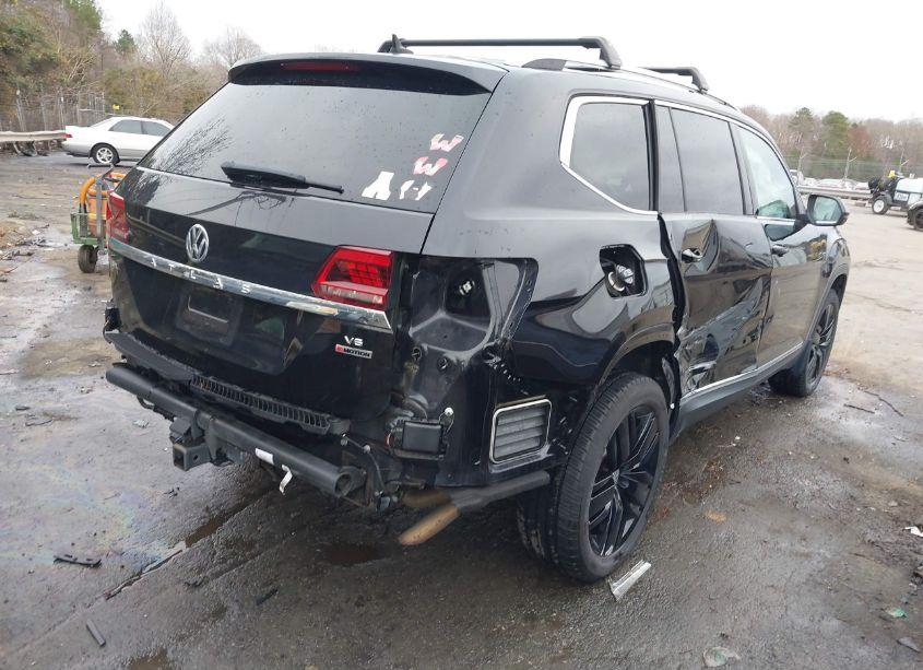 Photo 4 of 2019 Volkswagen Atlas 3.6L V6 SEL PREMIUM (VIN 1V2NR2CA0KC545238)