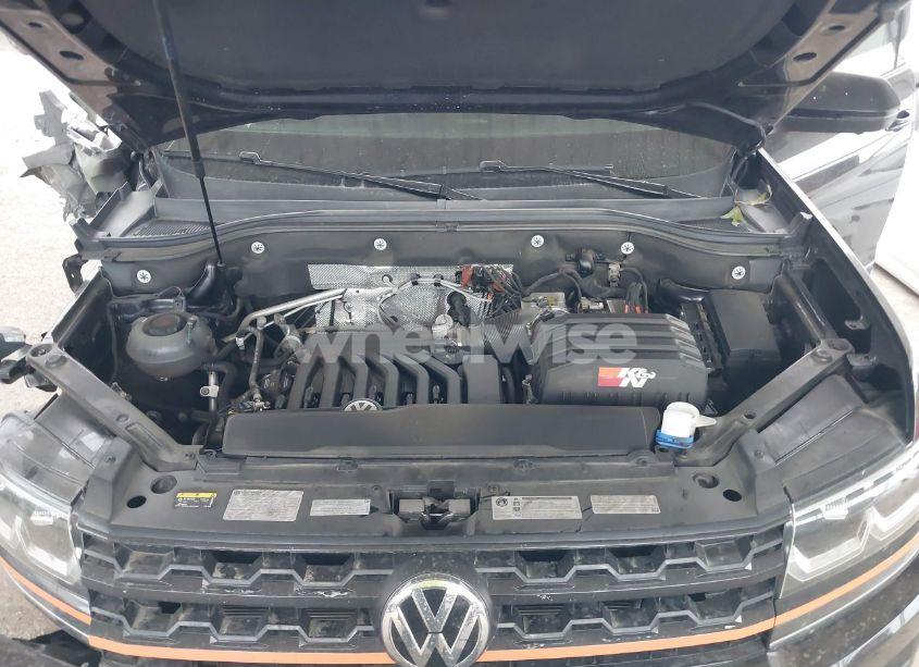 Photo 10 of 2019 Volkswagen Atlas 3.6L V6 SEL PREMIUM (VIN 1V2NR2CA1KC621596)