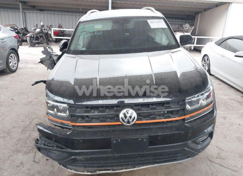 Photo 12 of 2019 Volkswagen Atlas 3.6L V6 SEL PREMIUM (VIN 1V2NR2CA1KC621596)