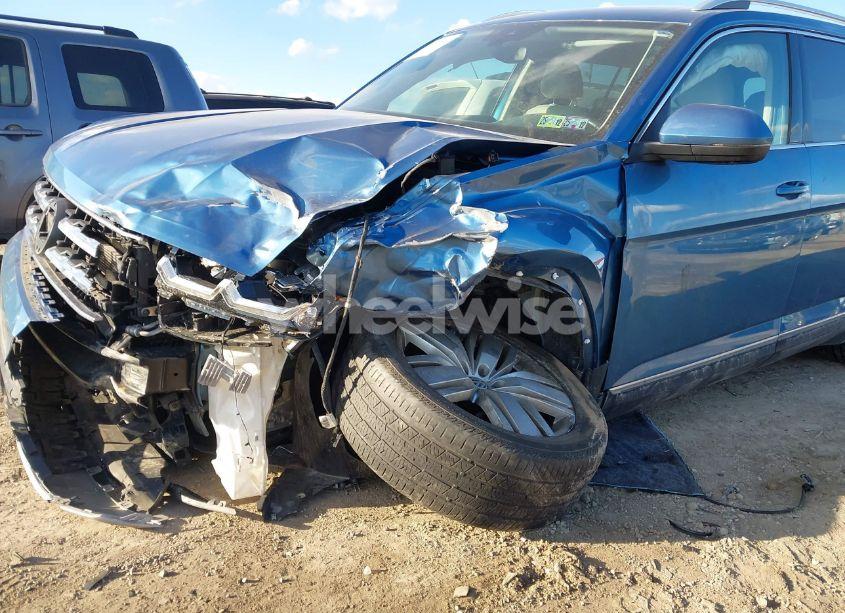 Photo 17 of 2019 Volkswagen Atlas 3.6L V6 SEL PREMIUM (VIN 1V2NR2CA2KC501886)