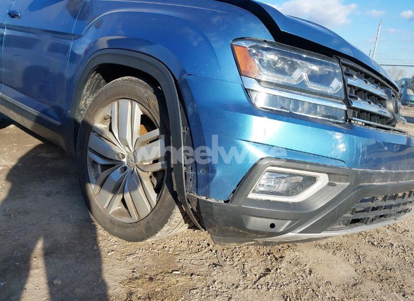 Photo 19 of 2019 Volkswagen Atlas 3.6L V6 SEL PREMIUM (VIN 1V2NR2CA2KC501886)