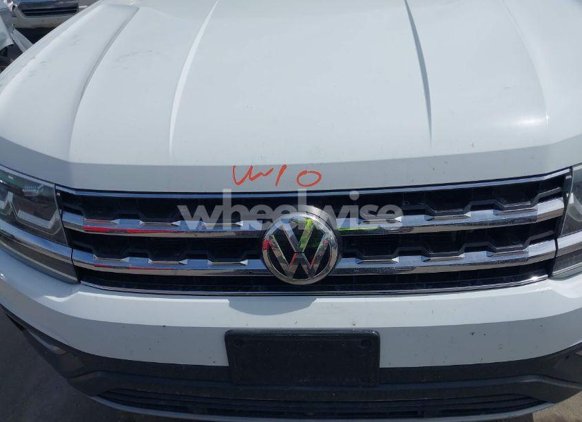 Photo 10 of 2019 Volkswagen Atlas 3.6L V6 SEL PREMIUM (VIN 1V2NR2CA2KC530661)