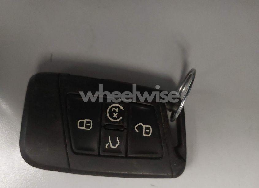 Photo 11 of 2019 Volkswagen Atlas 3.6L V6 SEL PREMIUM (VIN 1V2NR2CA2KC530661)