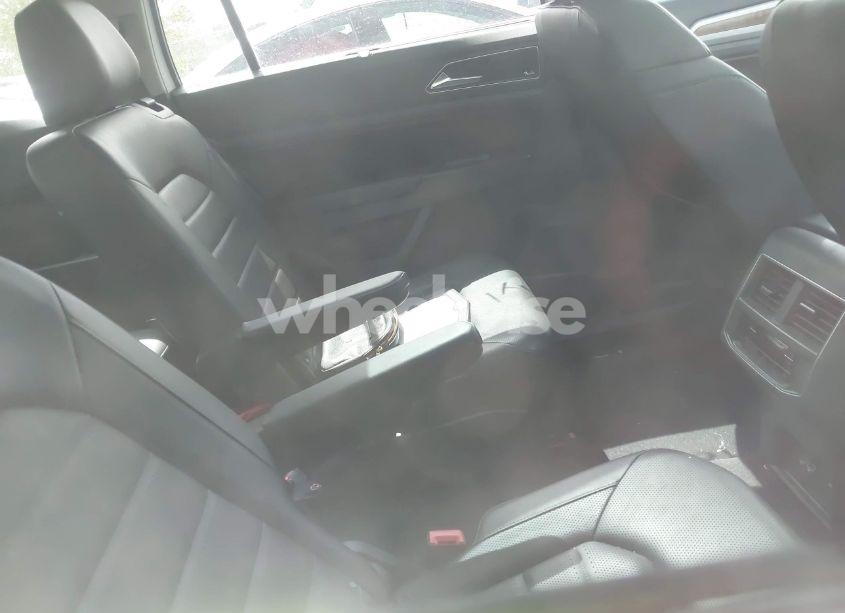 Photo 8 of 2019 Volkswagen Atlas 3.6L V6 SEL PREMIUM (VIN 1V2NR2CA2KC530661)