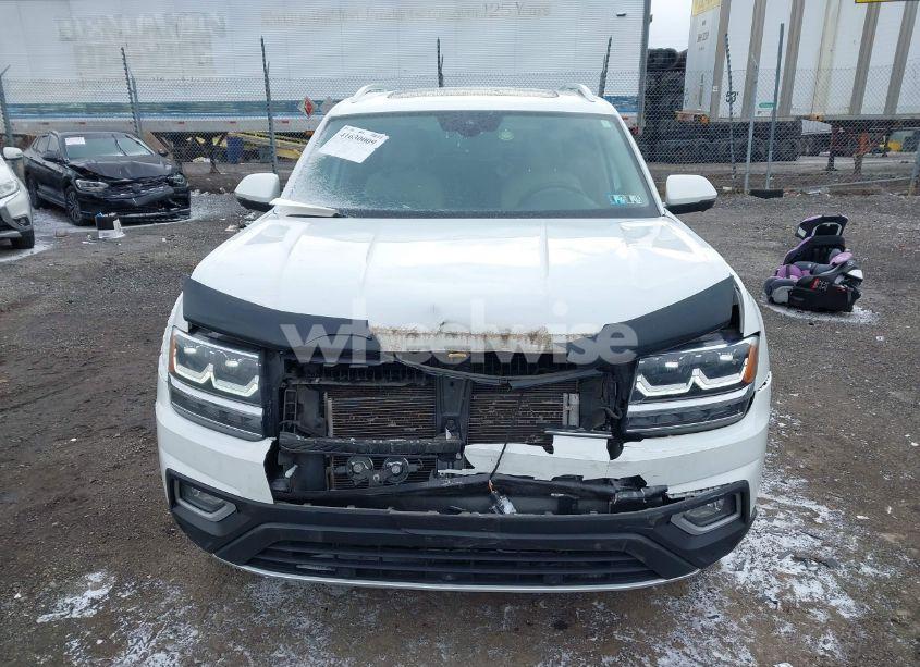 Photo 12 of 2019 Volkswagen Atlas 3.6L V6 SEL PREMIUM (VIN 1V2NR2CA2KC624152)