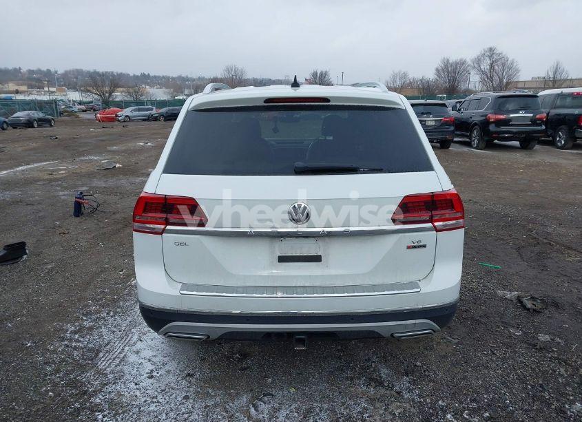 Photo 16 of 2019 Volkswagen Atlas 3.6L V6 SEL PREMIUM (VIN 1V2NR2CA2KC624152)