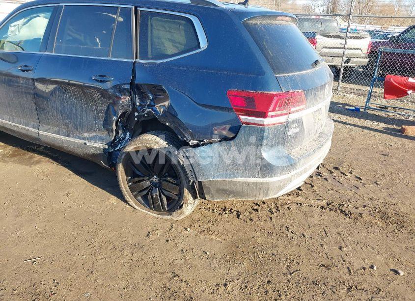 Photo 6 of 2019 Volkswagen Atlas 3.6L V6 SEL PREMIUM (VIN 1V2NR2CA3KC541913)