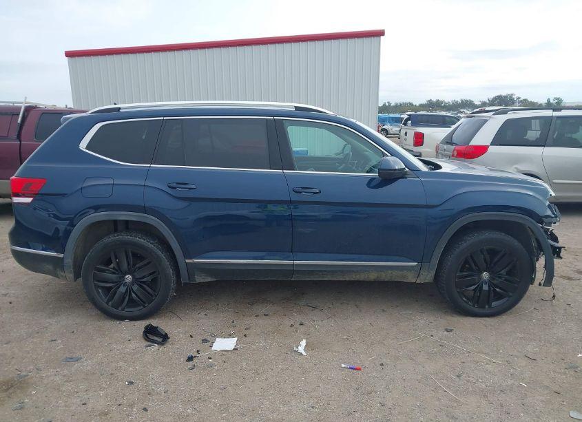 Photo 13 of 2019 Volkswagen Atlas 3.6L V6 SEL PREMIUM (VIN 1V2NR2CA5KC604042)
