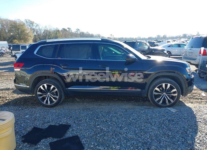 Photo 13 of 2019 Volkswagen Atlas 3.6L V6 SEL PREMIUM (VIN 1V2NR2CA6KC560889)