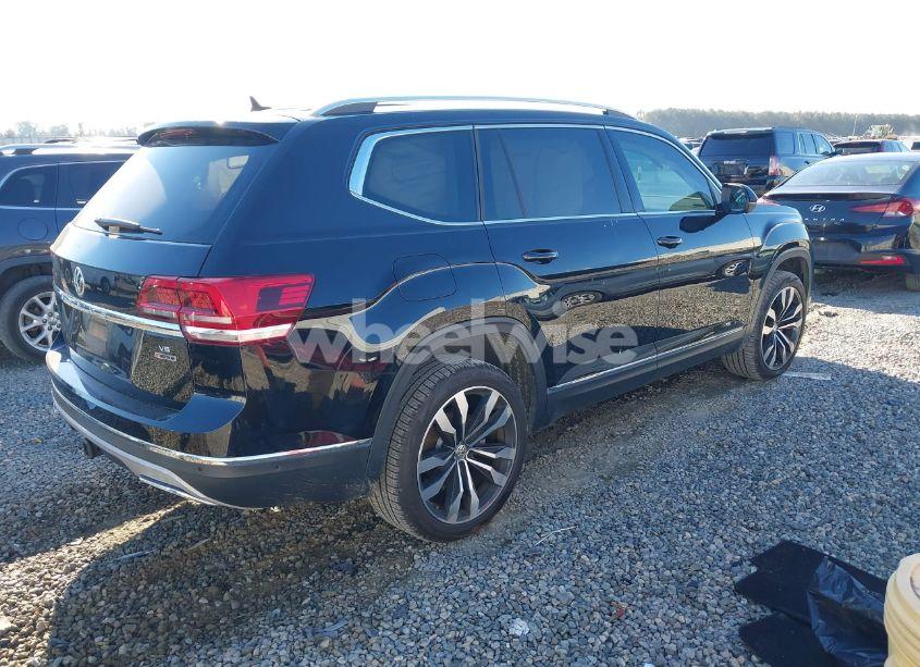 Photo 4 of 2019 Volkswagen Atlas 3.6L V6 SEL PREMIUM (VIN 1V2NR2CA6KC560889)