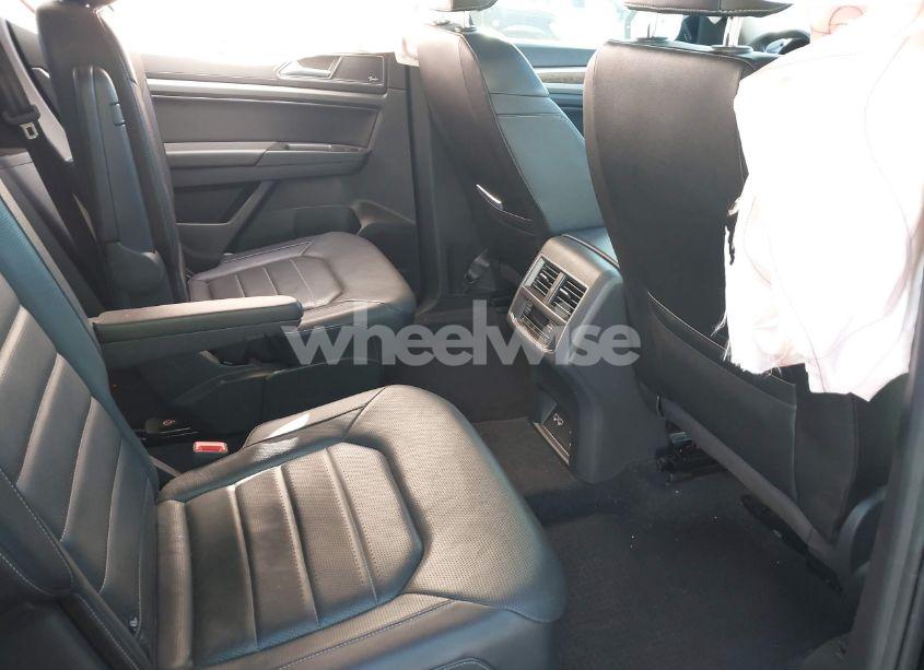 Photo 8 of 2019 Volkswagen Atlas 3.6L V6 SEL PREMIUM (VIN 1V2NR2CA6KC560889)