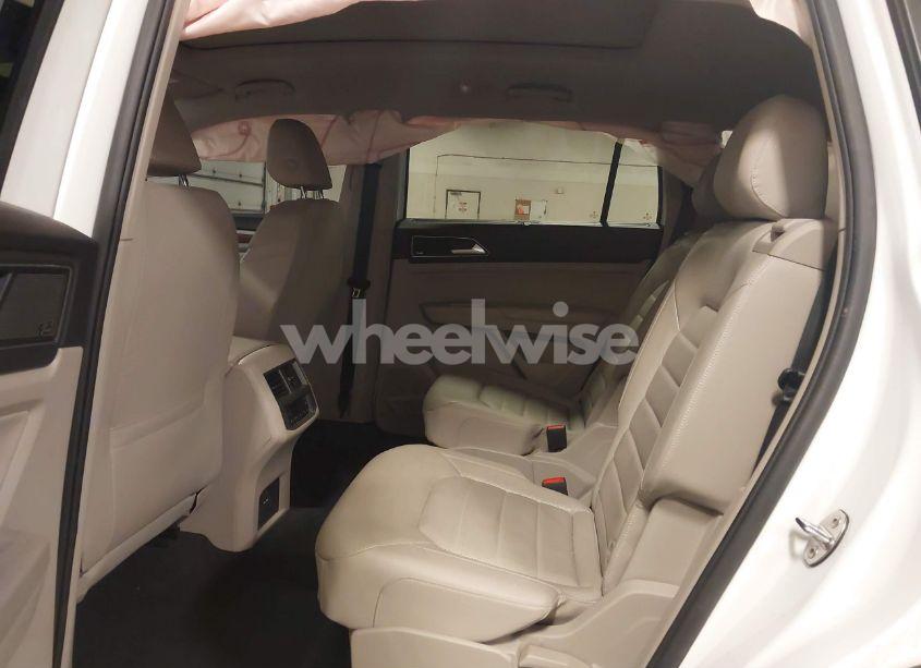 Photo 8 of 2019 Volkswagen Atlas 3.6L V6 SEL PREMIUM (VIN 1V2NR2CA6KC609119)