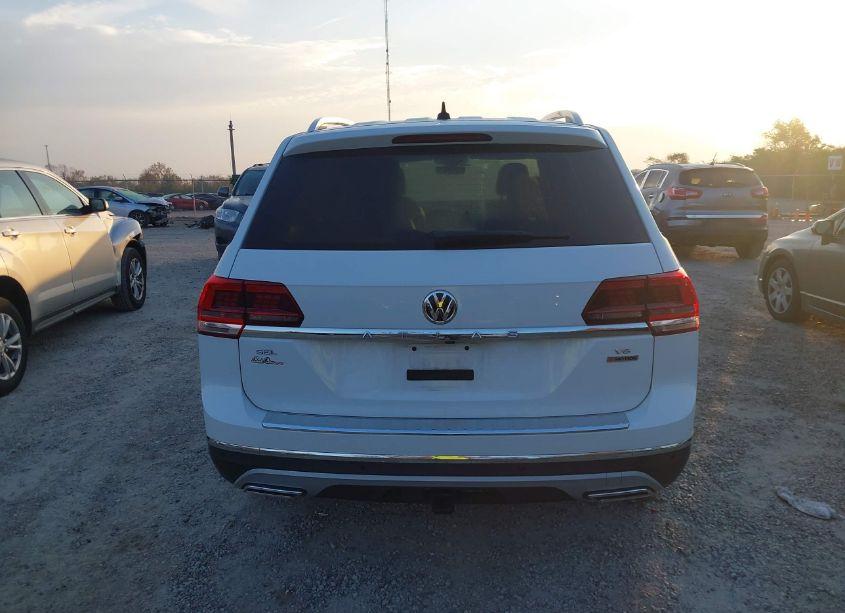 Photo 16 of 2019 Volkswagen Atlas 3.6L V6 SEL PREMIUM (VIN 1V2NR2CA7KC620744)