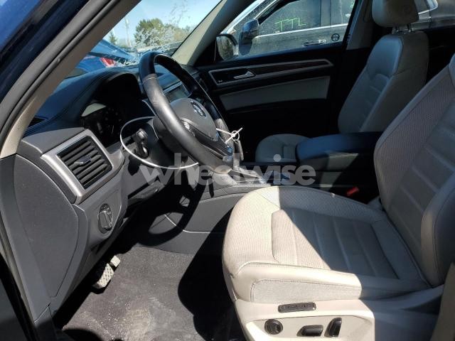 Photo 6 of 2018 VOLKSWAGEN ATLAS SEL PREMIUM (VIN 1V2NR2CA8JC549682)