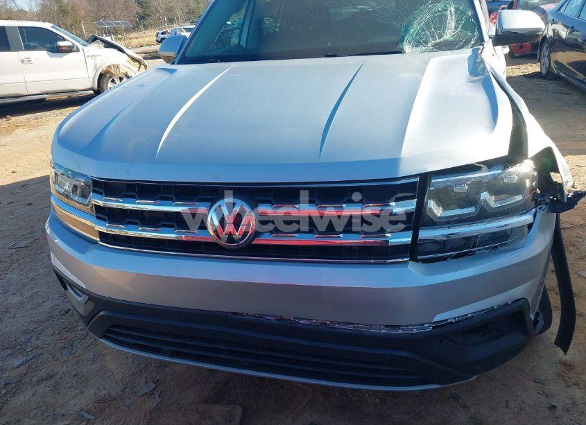 Photo 12 of 2018 Volkswagen Atlas 3.6L V6 SEL PREMIUM (VIN 1V2NR2CA9JC503746)