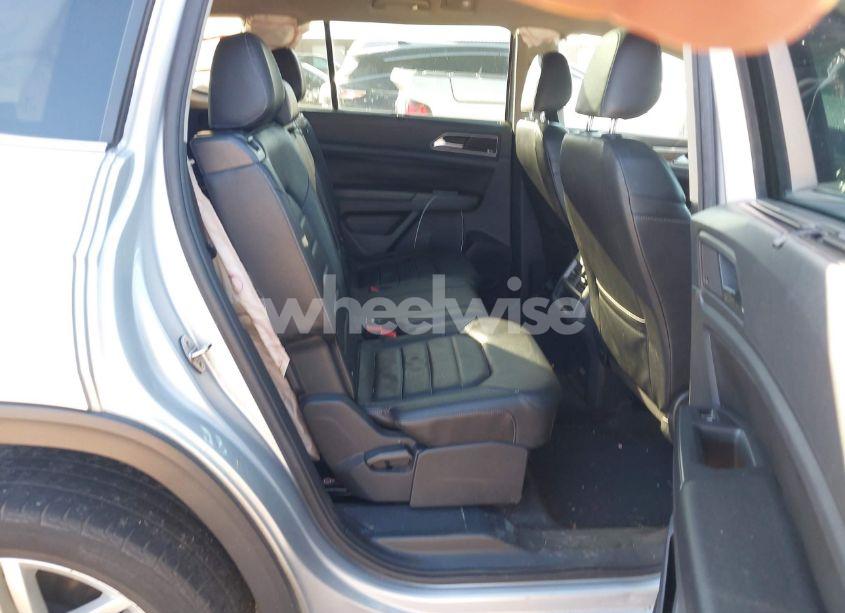 Photo 8 of 2018 Volkswagen Atlas 3.6L V6 SEL PREMIUM (VIN 1V2NR2CA9JC503746)