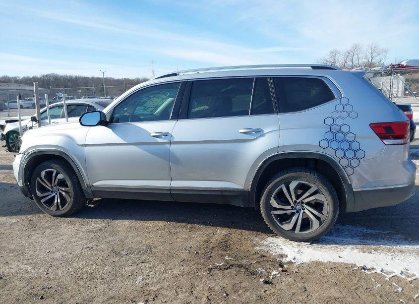 Photo 14 of 2018 Volkswagen Atlas 3.6L V6 SEL PREMIUM (VIN 1V2NR2CAXJC579248)