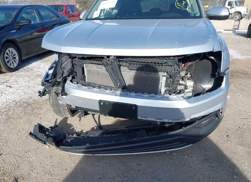 Photo 6 of 2018 Volkswagen Atlas 3.6L V6 SEL PREMIUM (VIN 1V2NR2CAXJC579248)