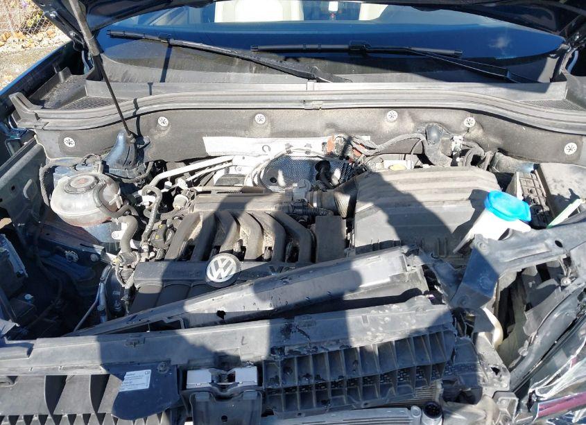 Photo 10 of 2019 Volkswagen Atlas 3.6L V6 SEL PREMIUM (VIN 1V2NR2CAXKC576013)