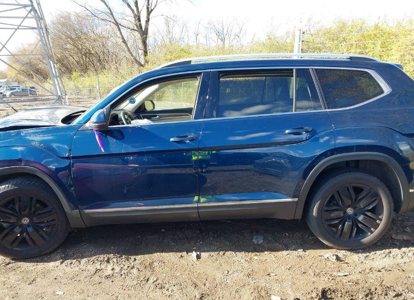 Photo 14 of 2019 Volkswagen Atlas 3.6L V6 SEL PREMIUM (VIN 1V2NR2CAXKC576013)