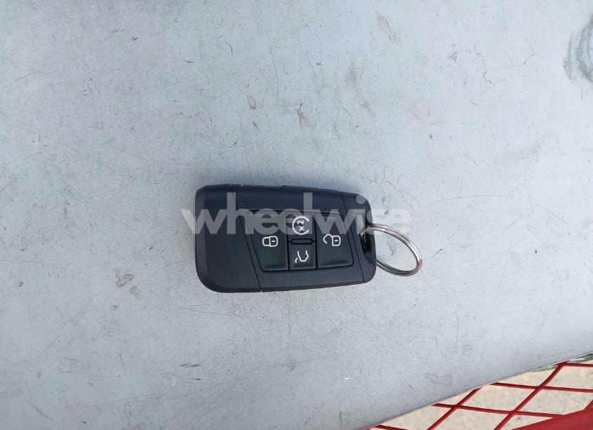 Photo 11 of 2019 Volkswagen Atlas 3.6L V6 SEL PREMIUM (VIN 1V2NR2CAXKC613643)