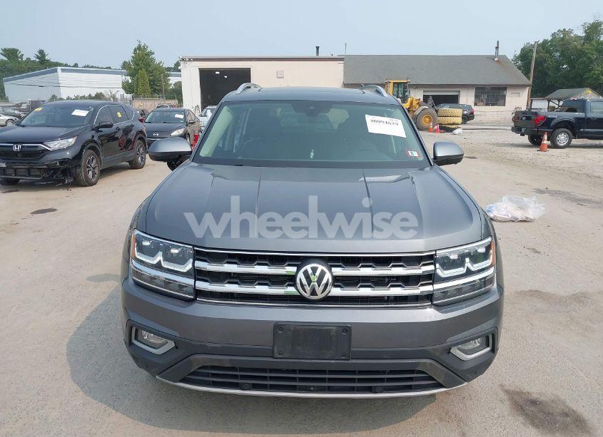 Photo 13 of 2019 Volkswagen Atlas 3.6L V6 SEL PREMIUM (VIN 1V2NR2CAXKC613643)