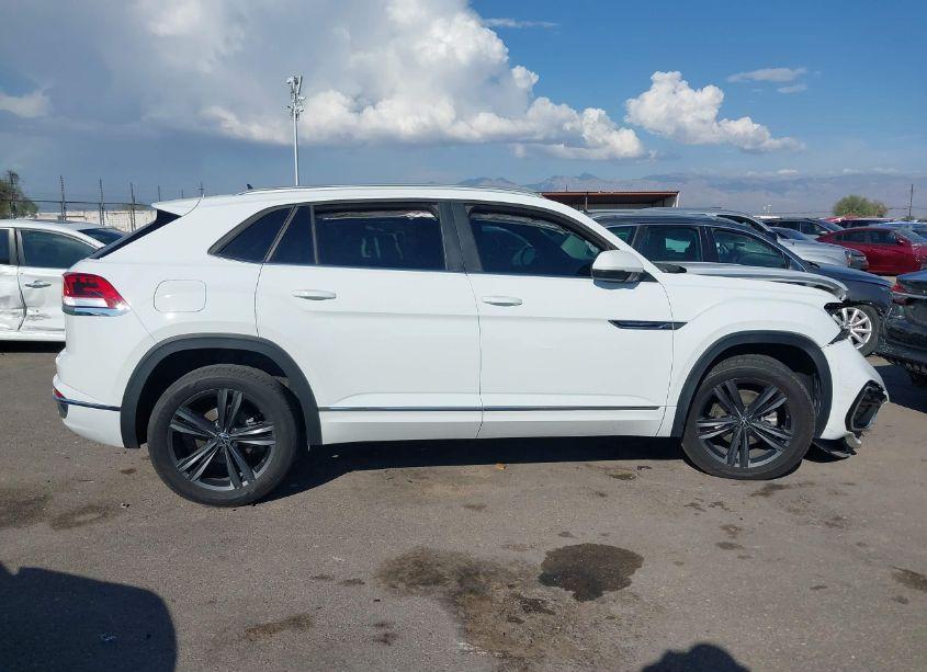 Photo 13 of 2021 Volkswagen Atlas CROSS SPORT 3.6L V6 SE W/TECHNOLOGY R-LINE (VIN 1V2PE2CA1MC202476)